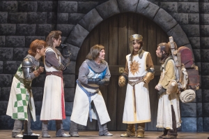 SPAMALOT20150216舞台写真1