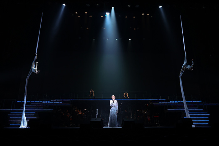 望海風斗コンサート『SPERO』開幕！コメントも到着！ | ローチケ演劇宣言！