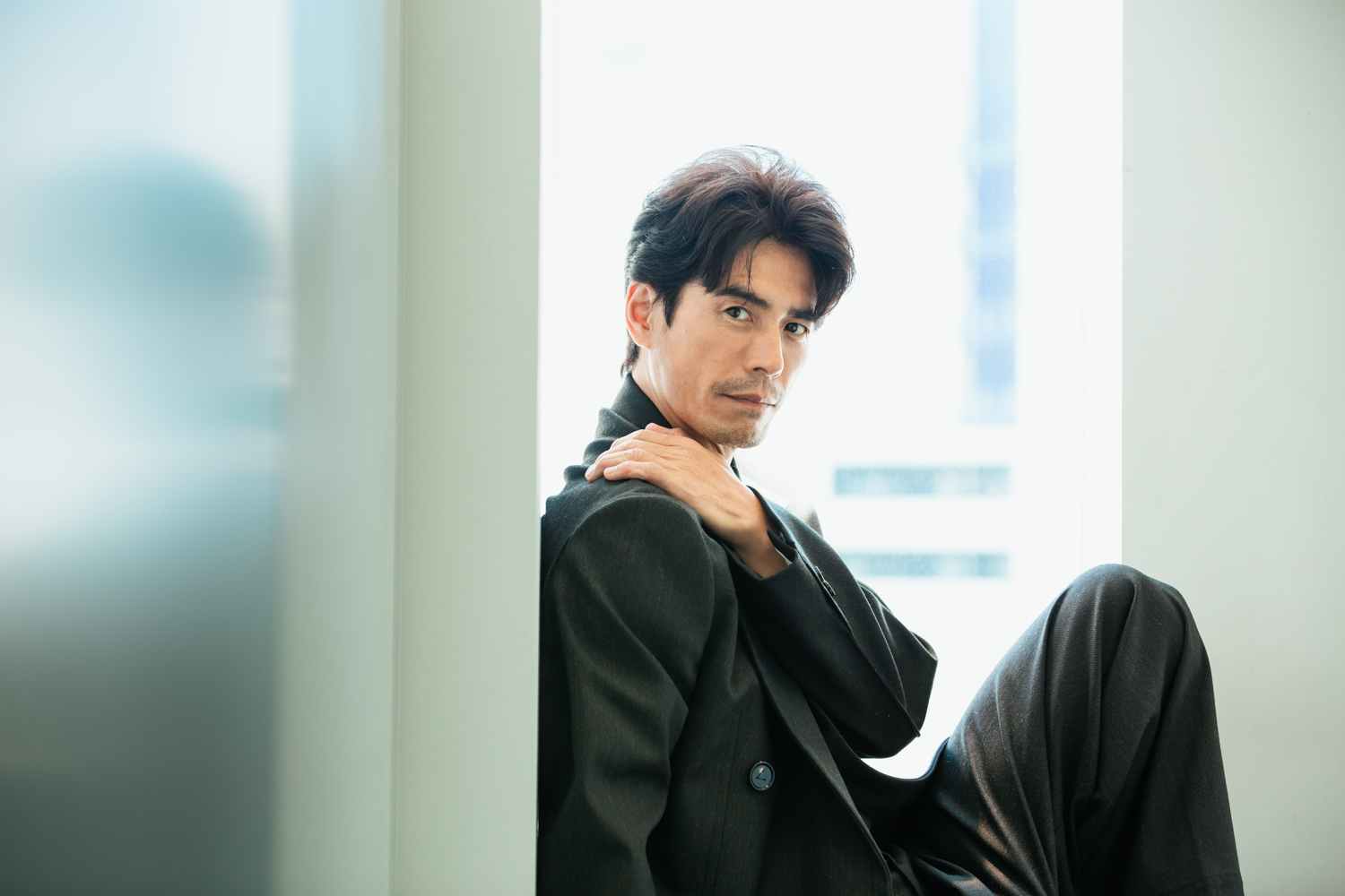 PARCO PRODUCE 2023『橋からの眺め』| 伊藤英明 インタビュー